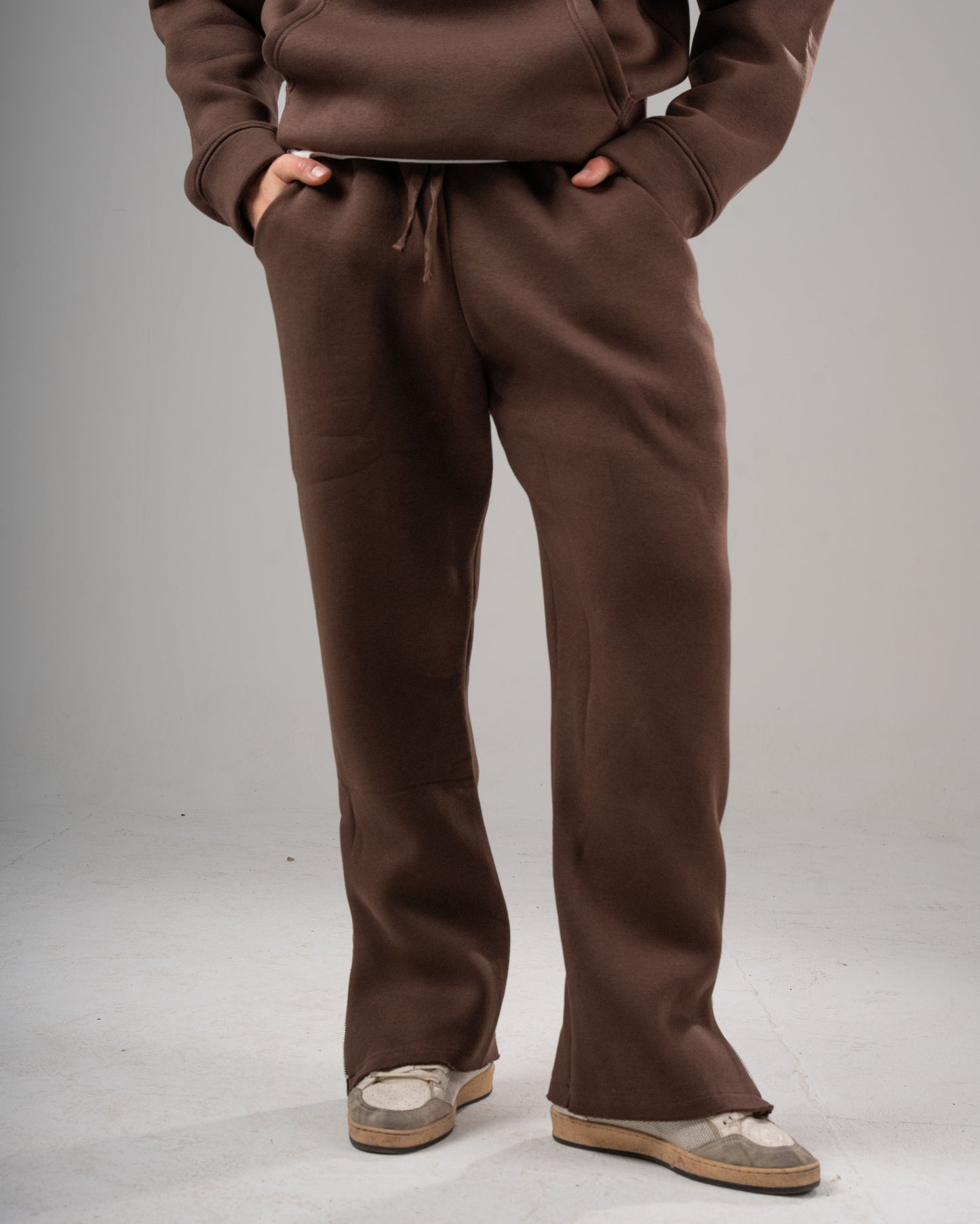 Premium 20 OZ Bazic Sweatz - Unisex BROWN